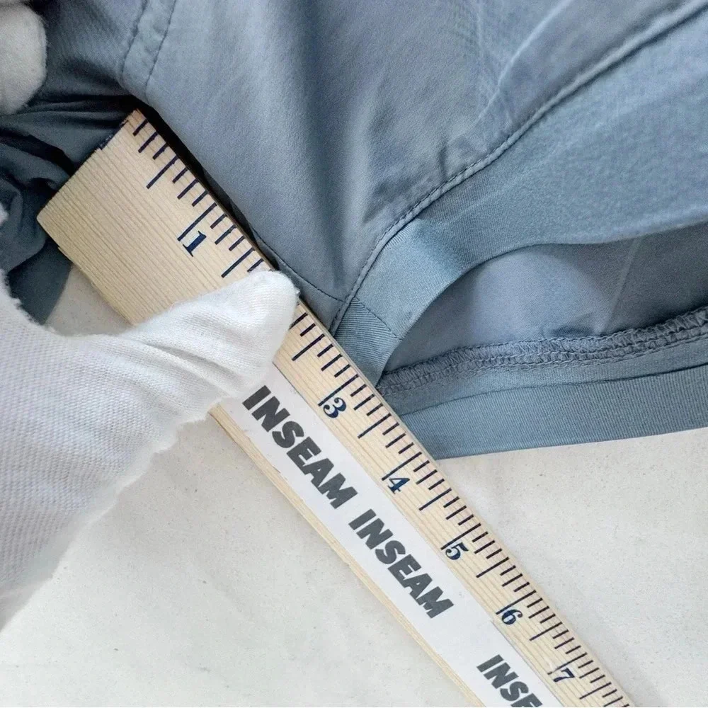 ATHLETA || Sport Short Performance Fabric Back Zippered Pocket - Picture 9 of 10